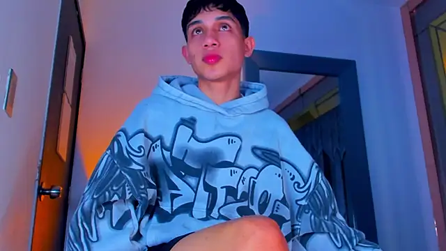 Sebax Young online show from April 2, 4:10 am