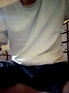 Snapshot of Aloneboy77 chatting on October 21, 9:45 am Aloneboy77 online show from October 21, 9:45 am