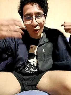 LecheDeSoya666 online show from November 27, 4:27 am