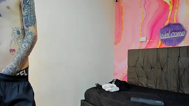 StraightBoy Nick online show from October 3, 8:47 pm