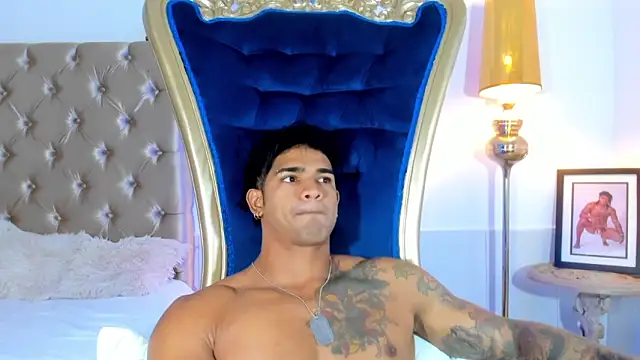 Snapshot of antonio__444 chatting on September 20, 11:10 am antonio  444 online show from September 20, 11:10 am
