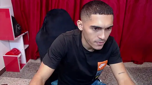 Derek Storm  online show from October 2, 4:05 am