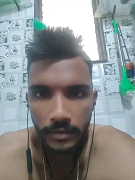 roman69 80 online show from April 26, 5:38 am