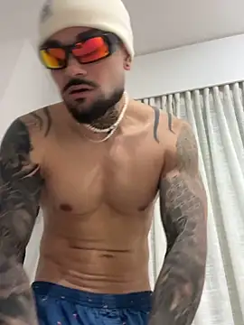 penebunny online show from December 16, 5:03 am