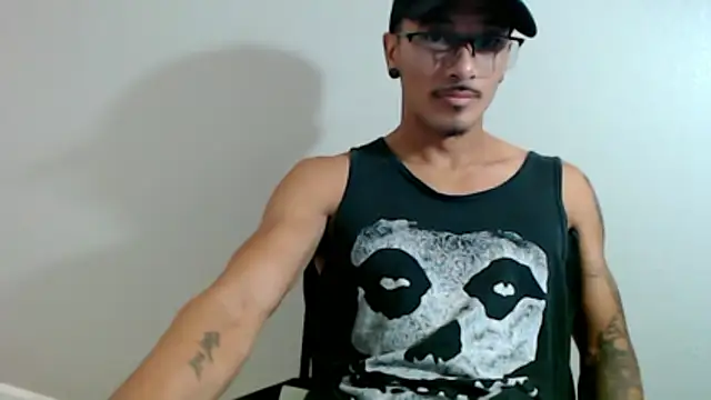 tanjir020 online show from December 16, 12:28 am