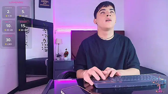 Lucass love online show from October 18, 4:56 pm