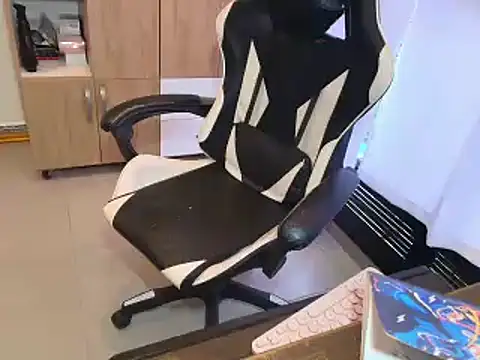 max love255 online show from March 18, 9:51 pm