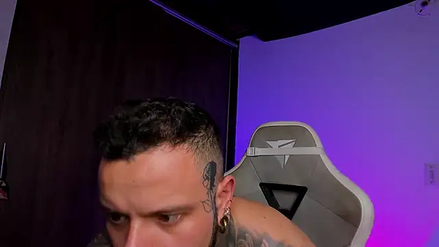 natevillage online show from October 14, 11:12 pm