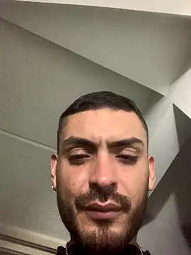 Snapshot of malek_xarx_ chatting on September 23, 2:11 am malek xarx  online show from September 23, 2:11 am