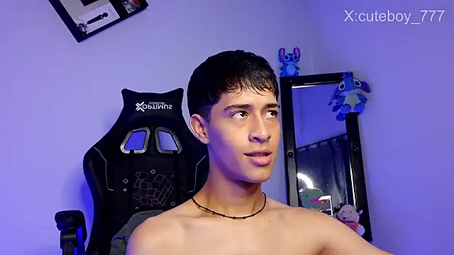 Danny cute 05 online show from October 24, 9:27 pm