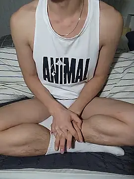 icejuljulju online show from January 12, 1:37 pm