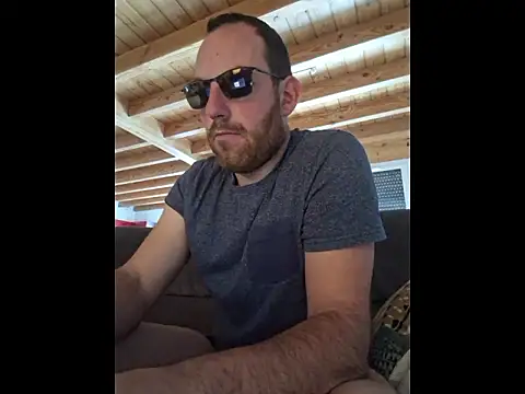 BrunJulienMetis online show from January 11, 8:29 am