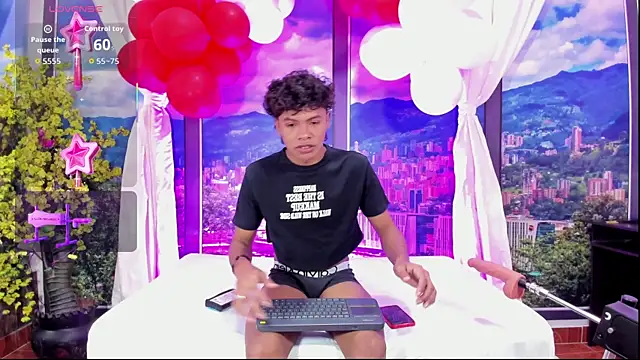 MilthonDelis online show from September 30, 3:02 am