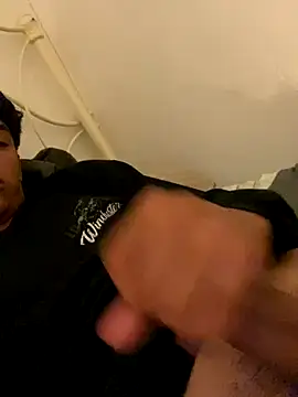 BadboyXXXMZ online show from September 24, 2:22 am