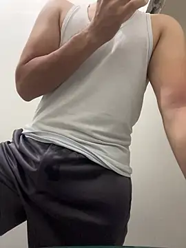 Snapshot of Milio89 chatting on October 10, 6:13 pm Milio89 online show from October 10, 6:13 pm