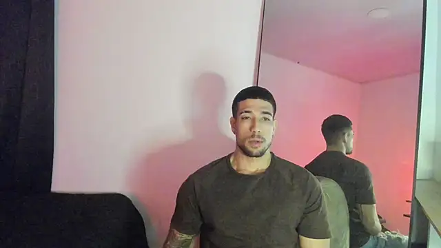 ThiagoLugo online show from October 26, 6:15 am