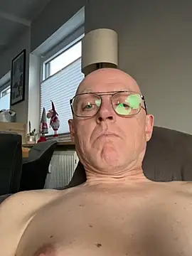 Walli1870 online show from January 16, 3:26 pm