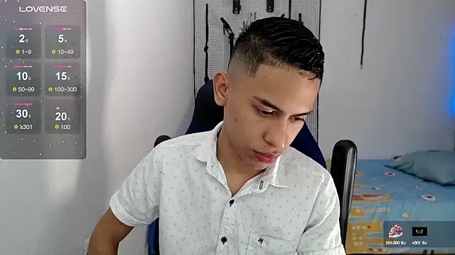 dylan apol0 online show from September 21, 4:23 am