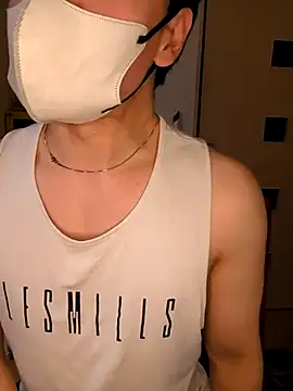 kqitooo online show from March 11, 9:49 am