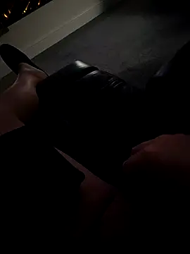 Oorse1966 online show from February 14, 9:43 pm