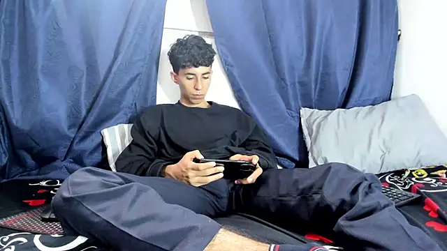 TheCyberIncubus online show from November 27, 3:38 pm