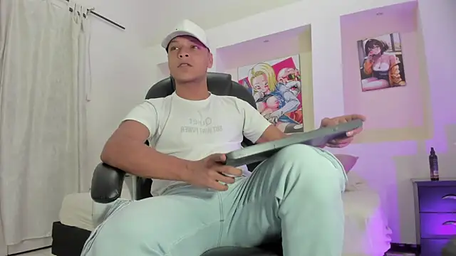 Ricky Owens1 online show from January 16, 8:22 pm