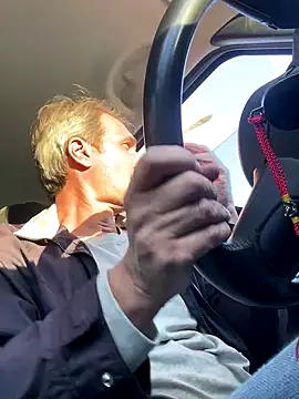 sasatimido online show from October 2, 4:00 pm