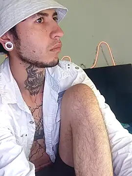 Tattoboy19cm online show from October 5, 7:40 pm