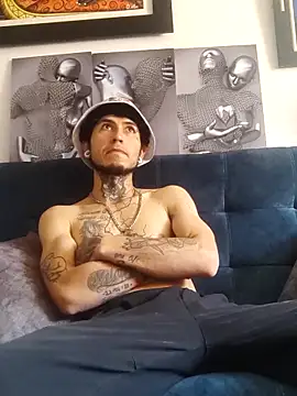 Tattoboy19cm online show from October 28, 2:30 pm