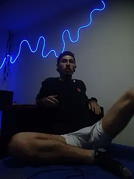 Tattoboy19cm online show from January 7, 5:01 am