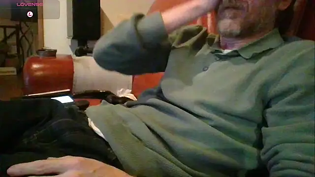 Snapshot of Vrenico-SC chatting on September 10, 7:23 pm Vrenico-SC online show from September 10, 7:23 pm