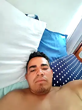 2025-DANIEL online show from April 26, 10:06 pm