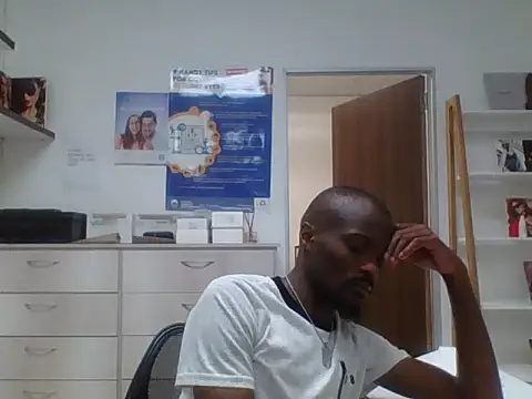 Snapshot of TPNUTS chatting on October 7, 6:56 pm TPNUTS online show from October 7, 6:56 pm