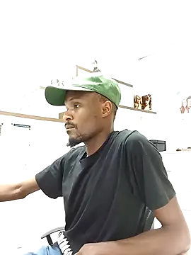 Snapshot of TPNUTS chatting on September 22, 11:21 am TPNUTS online show from September 22, 11:21 am