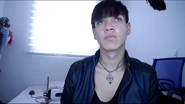 lucky stricke online show from October 7, 8:02 pm