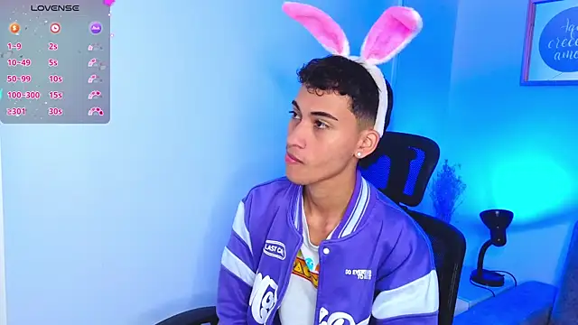 yulian vasquez online show from September 17, 12:39 pm