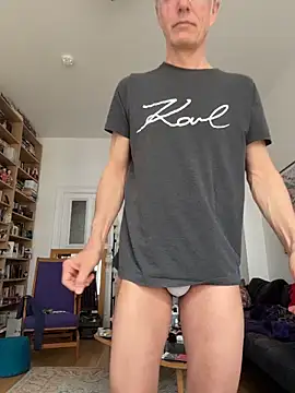 SexyLeon8 online show from April 9, 6:41 am