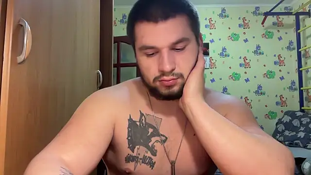 chiraq1945 online show from February 19, 7:21 pm