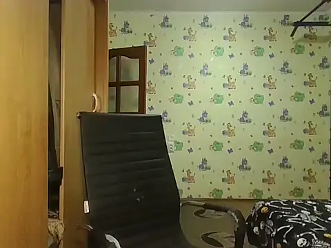 chiraq1945 online show from November 17, 5:38 pm