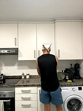 pbyariel- online show from October 20, 3:49 pm