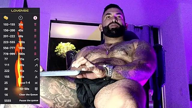 Max-prada online show from February 4, 2:17 am