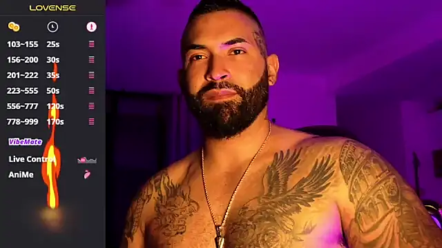 Max-prada online show from July 31, 3:28 am