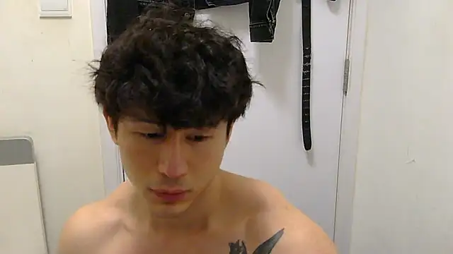 Snapshot of natenatejosh chatting on October 25, 3:47 pm natenatejosh online show from October 25, 3:47 pm
