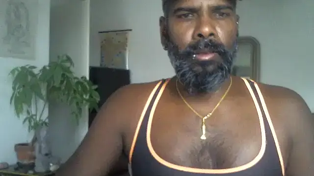 frenchblackc31 online show from November 14, 12:39 pm