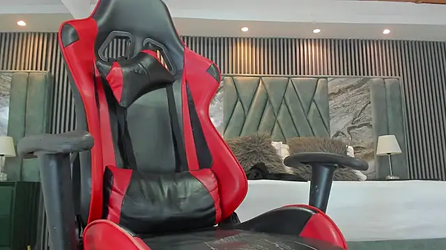 Michael blue online show from October 4, 7:51 pm