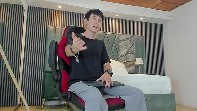 Michael blue online show from October 5, 8:02 pm