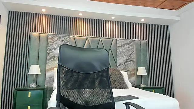 Michael blue online show from September 27, 7:45 pm