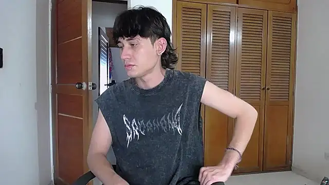 Michael blue online show from June 24, 8:22 pm