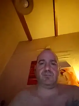 Pollagorda 34877 online show from April 12, 2:15 am