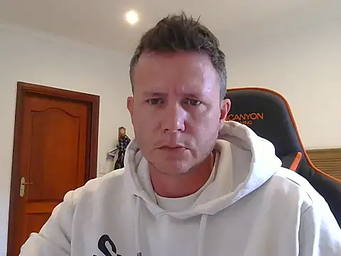 TroyDieselXXX online show from April 7, 6:13 am